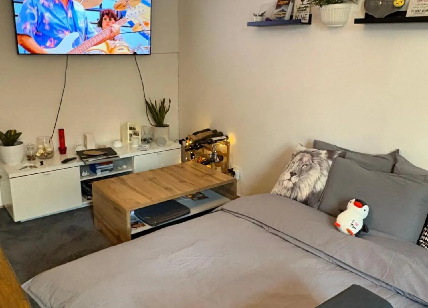 Room With Garden In Ottakringer With Shared Bathroom Wenen Accommodatie bij particulieren